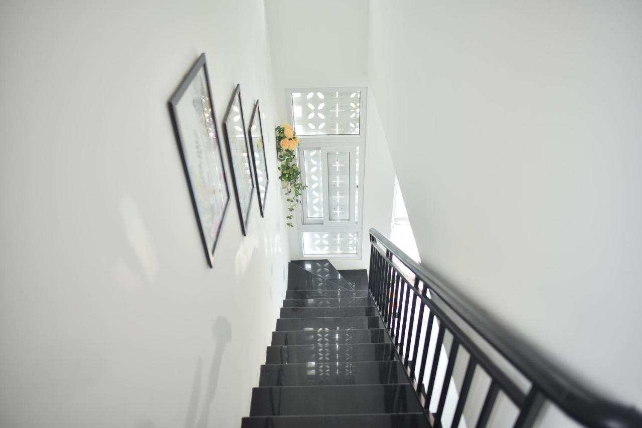 Lovely Homestay Хюе Екстер'єр фото